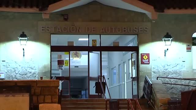 Temporeros duermen a la intemperie por falta de albergues durante la pandemia