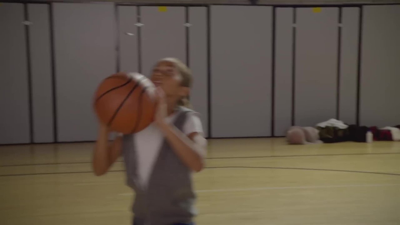 Just Add Magic - S01 Clip Basketball Practice (English) HD
