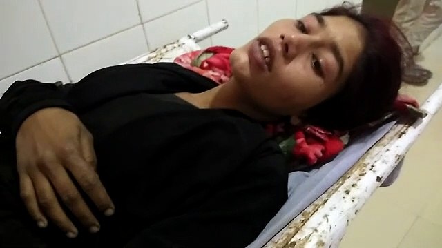 छेड़छाड़ के विरोध पर दबंगों ने महिला को जमकर पीटा, कराई गई भर्ती
