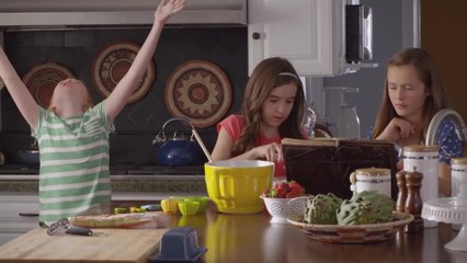 Just Add Magic - S01 Clip First Cake (English) HD