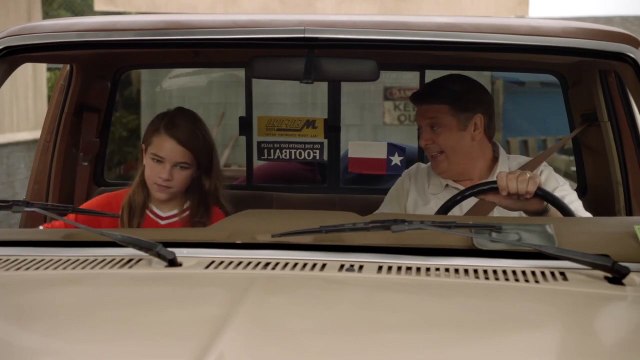 Young Sheldon 4x02 Sneak Peek A Docent, A Little Lady and a Bouncer Named Dalton (2020)