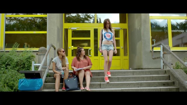 Der Nachtmahr - Clip 08 Tinas Freunde haben Zweifel (Deutsch) HD