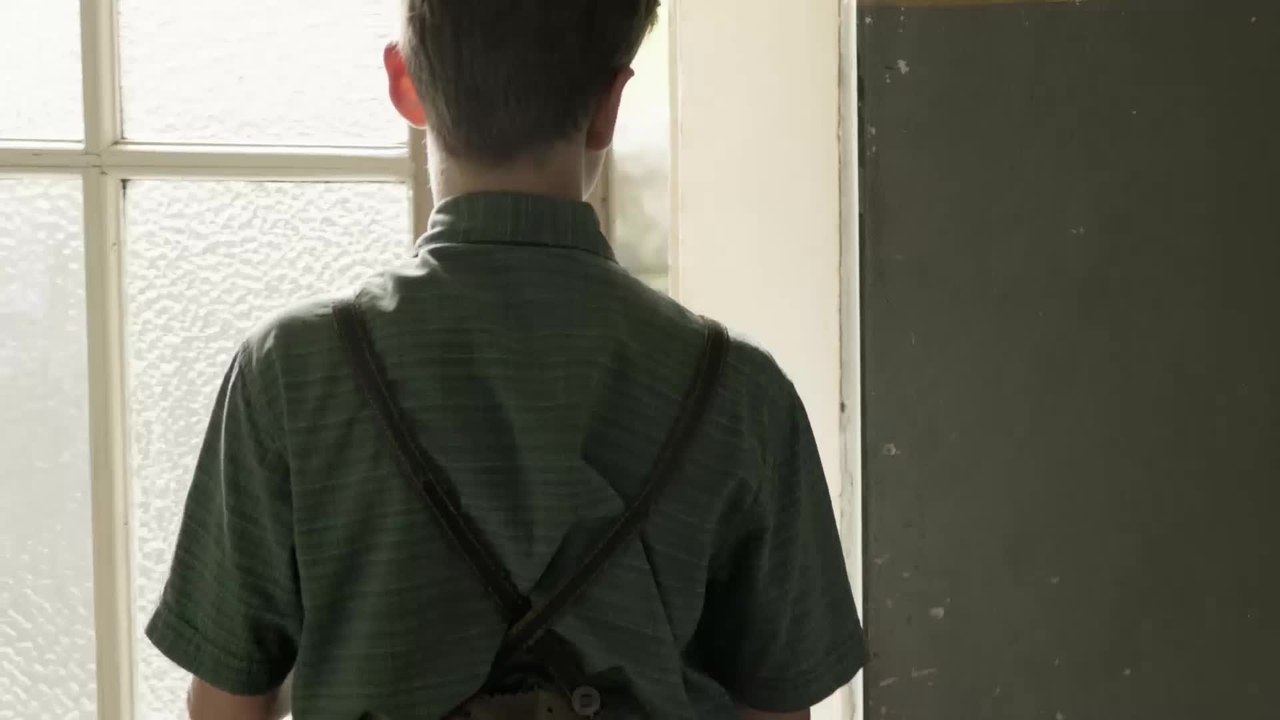 Junges Licht - Clip 02 Zu Hause (Deutsch) HD