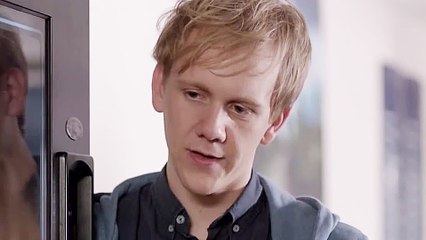 Please Like Me - S01 Trailer (English) HD
