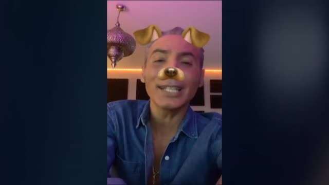 Artistas españoles nos invitan a adoptar una mascota