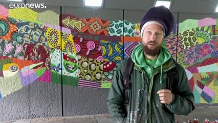 Ένας ουρακοτάγκος σε τοίχο του Λονδίνου