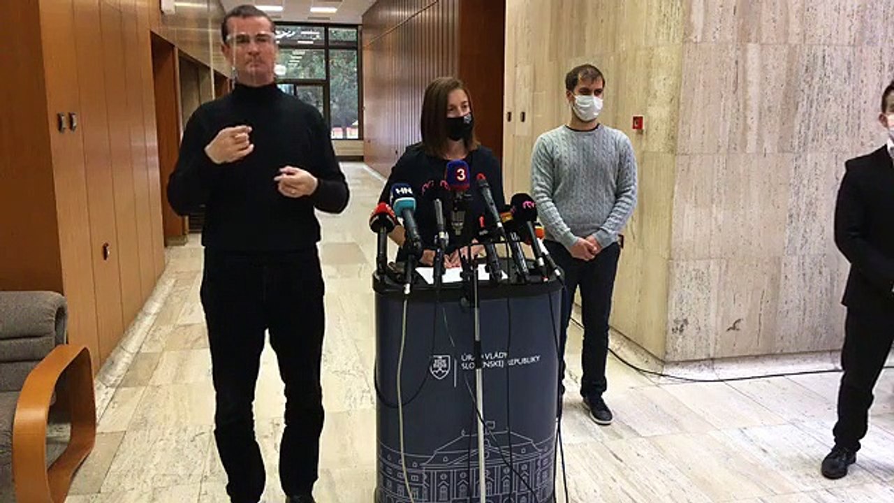 ZÁZNAM: Brífingy po rokovaní Vlády SR-4