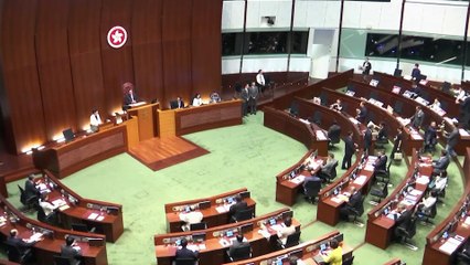 Hong Kong : démission de tous les députés pro-démocratie