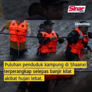 Bergelut selamatkan penduduk terperangkap banjir