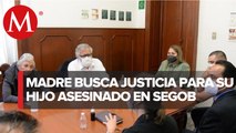 Segob recibe a Silvia Castillo, quien exige justicia por el asesinato de su hijo en 2019