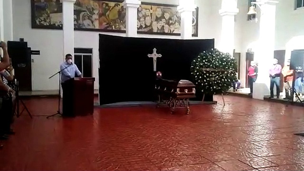 Realizan honras fúnebres en Palacio municipal a regidor asesinado en Navolato