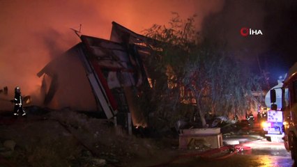 Ankara'da orman ürünleri deposunda dev yangın