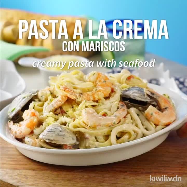Pasta a la Crema con Mariscos