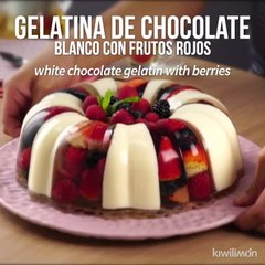 Gelatina de Chocolate Blanco con Frutos Rojos
