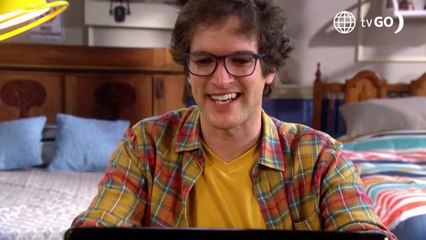 De Vuelta Al Barrio 4: Julio y Beto sorprendieron a Edmundo con sus vestuarios