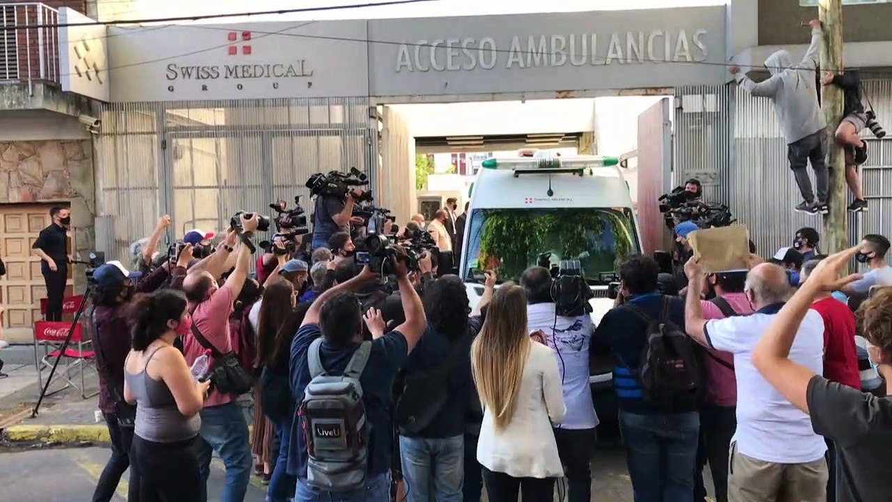 Maradona recebe alta