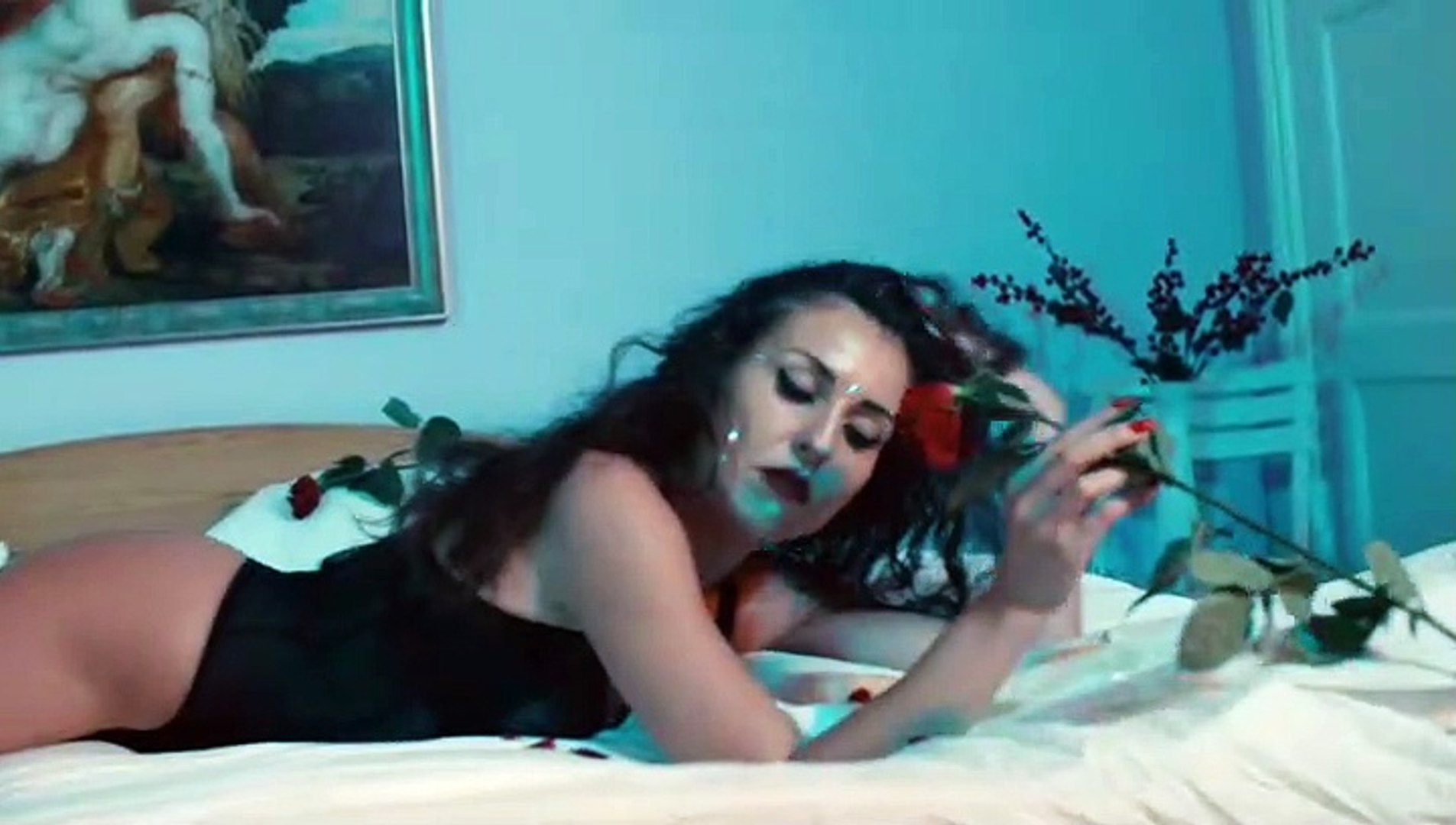 https://www.youtube.com/watch?v=Oo-jL4x164w