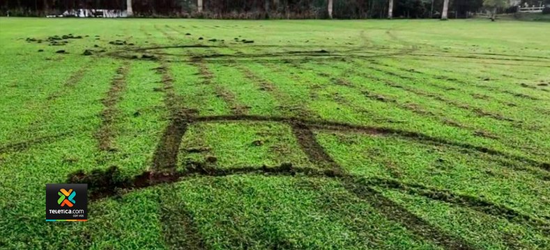 tn7-Tres-jóvenes-destruyeron-cancha-de fútbol-en-Sarapiquí-11120