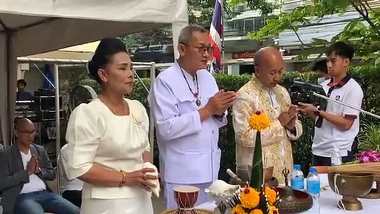 “มิกค์ ทองระย้า” และ “แซมมี่ เคาวเวลล์” นำทีมดารา บวงสรวงละคร “ทะเลลวง” ที่ ช่อง 7 #ข่าวสดบันเทิง