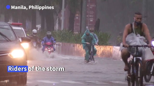 Major flooding in Philippines capital as typhoon Vamco hits
