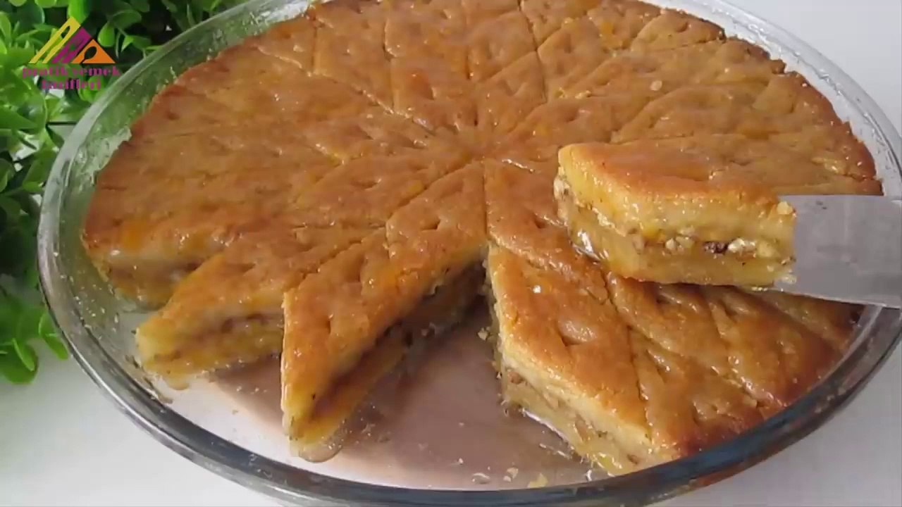 ÖYLE BİR TATLI Kİ✌ SANKİ LOKUM EN KOLAY EN LEZZETLİ İRMİK TATLISI TARİFİ BURDA