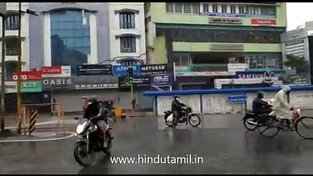 சென்னையில் பல்வேறு பகுதிகளில் தொடர் மழை! இடம்: அண்ணா சாலை மற்றும் வாலாஜா சாலை!