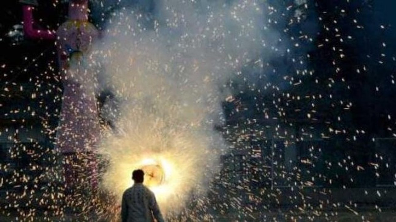Firecrackers ban in India ahead of Diwali