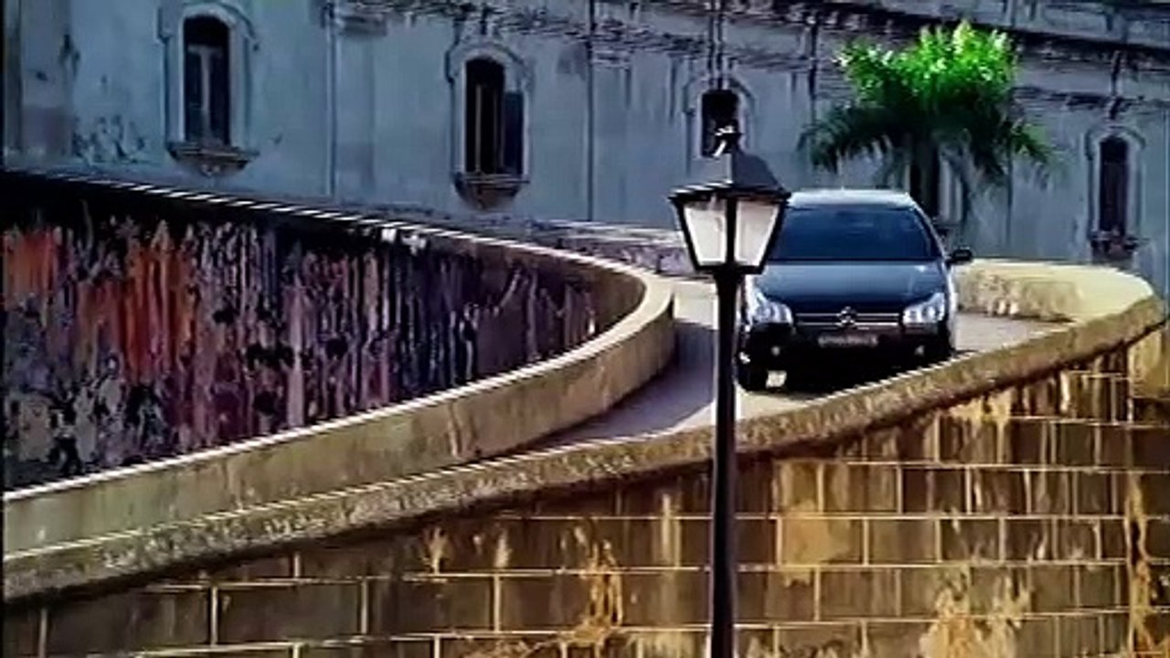 Pub Citroën C5 avec Sean Connery (2006)