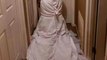 Elle reçoit une robe de mariée qui ne ressemble en rien à la photo du site