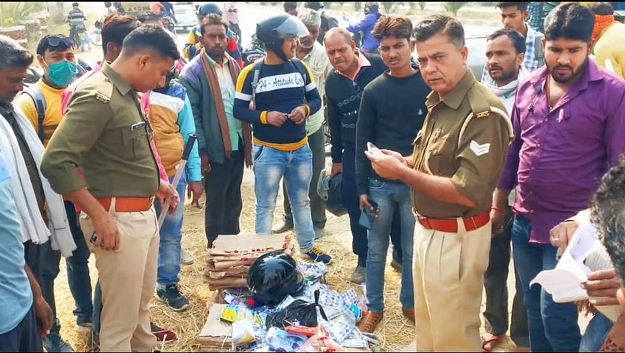 बिजौली नेशनल हाईवे 2 पर स्कूटी सवार गड्ढे में गिरा, गंभीर रूप से हुआ घायल
