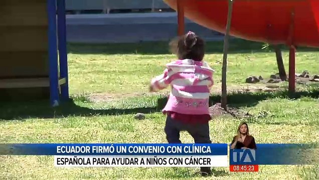 Ecuador firmó un convenio con clínica española para ayudar a niños con cáncer