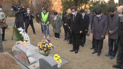 이낙연 "아직 이 땅에 수많은 전태일...부끄럽다" / YTN