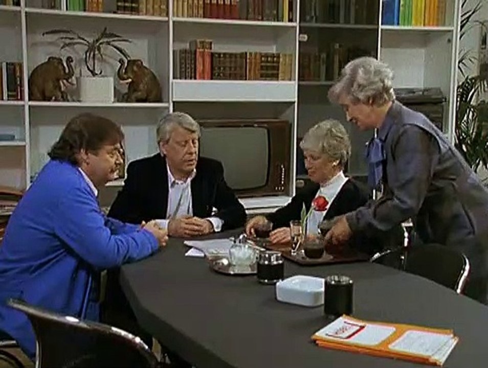 S03E01 - Herr Tenstag und die Altlasten