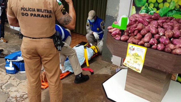 Homem tem lesões na cabeça após ser ferido com golpes de faca