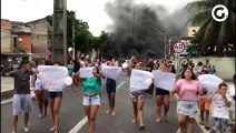Moradores protestam na Avenida Capuaba, em Vila Velha