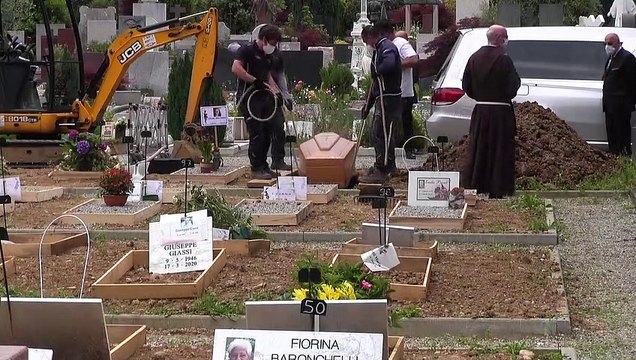 Mais de 10 mil mortos em 24 horas