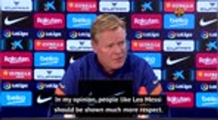 Télécharger la video: 'No issue' between Messi and Griezmann at Barcelona - Koeman