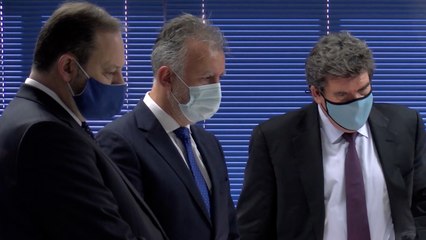Ábalos y Escrivá viajan a Canarias para abordar la crisis migratoria
