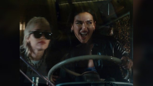 Miley Cyrus y Dua Lipa baten récord de visualizaciones con 'Prisoner'