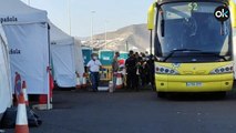 El Gobierno deriva a un grupo de inmigrantes del puerto de Arguineguín