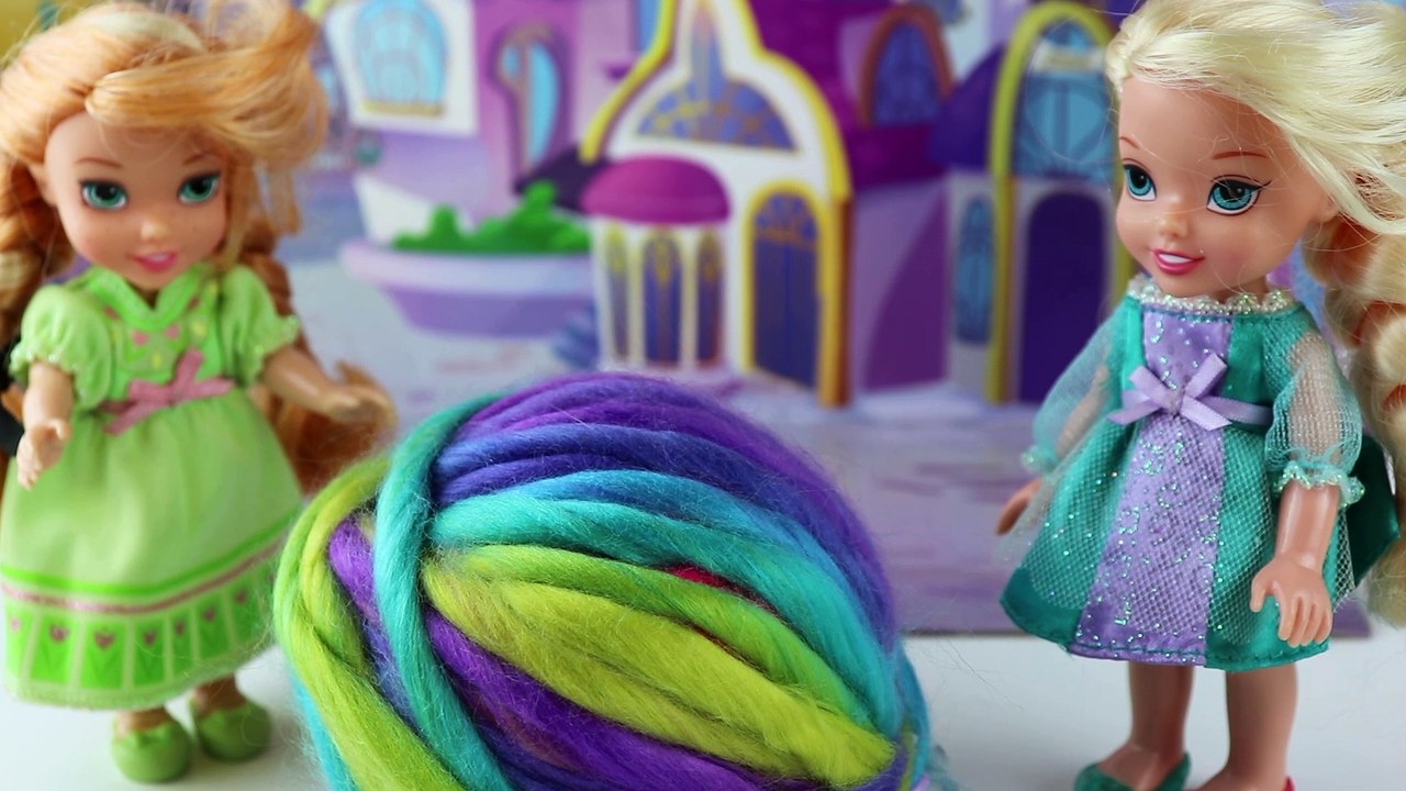 Video Games and Prizes Elsa and Anna Toddlers