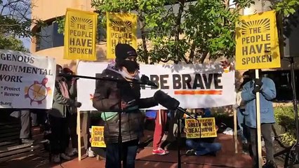 AOC, progressives hold #BidenBeBrave rally OUTSIDE DNC