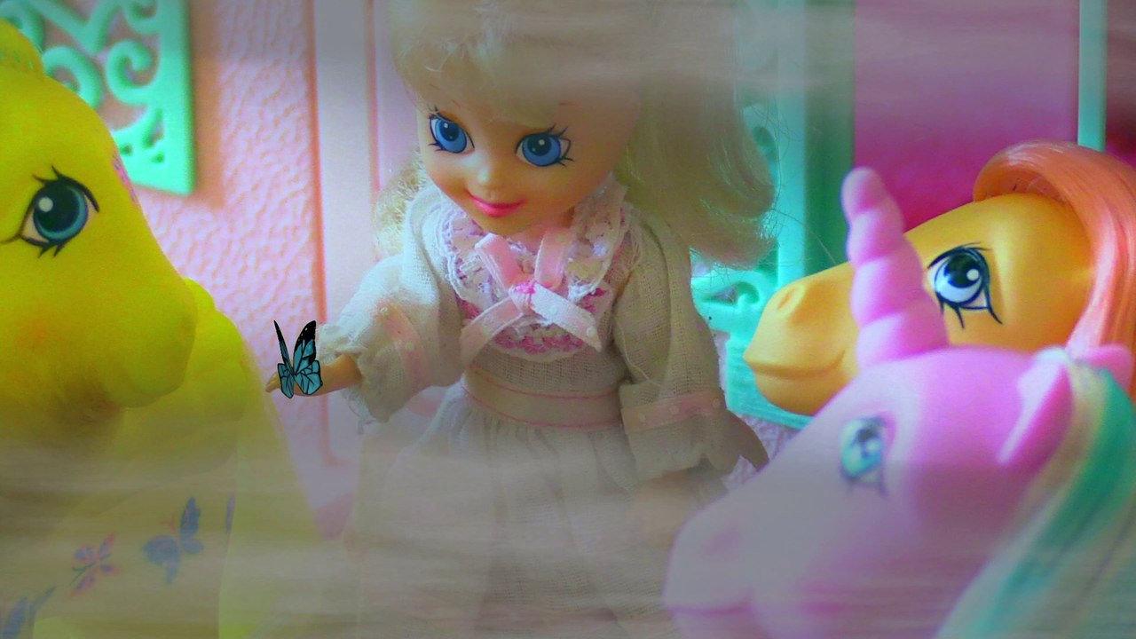 MY LITTLE PONY-REMEMBER ALWAYS LOOK TWICE