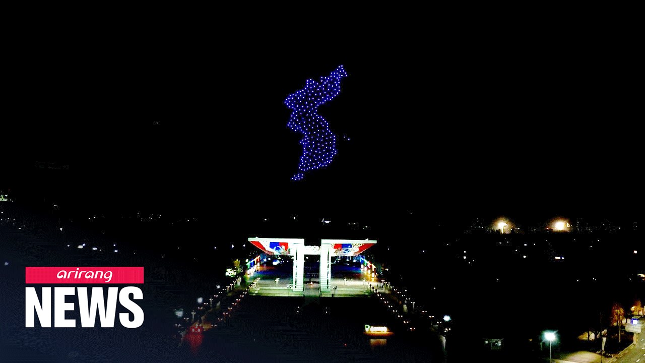 Drones light up Seoul sky with messages of hope, economic recovery