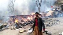 - Keşmir'de Hindistan-Pakistan gerilimi tırmanıyor- Çatışmalarda bilanço arttı: 16 ölü, 35 yaralı