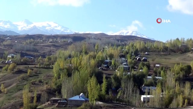 Yüksekova’da Karla Gelen Sonbahar Güzelliği