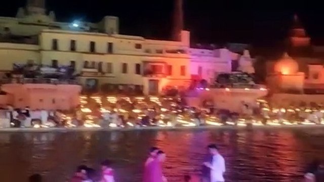 Diwali : la fête des lumières hindoue célébrée à travers l'Inde