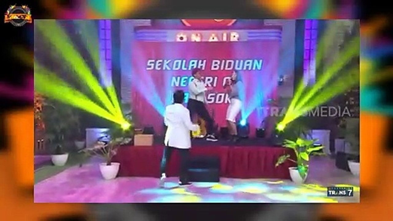 Tarik Sis ... Ala bily syahputra dan vita alvia