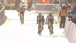 Incredible Cobbled Classic Sprint Finish