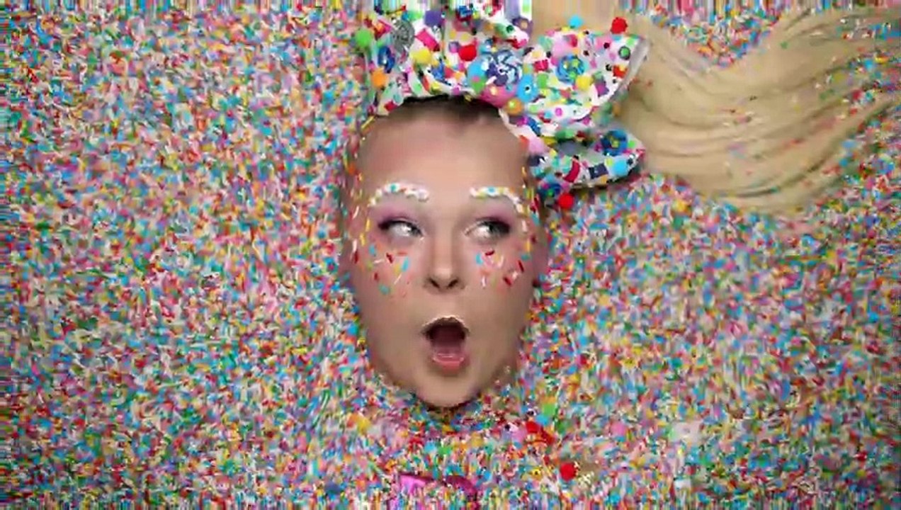 JoJo Siwa - It's Christmas Now! (Official Music Video)